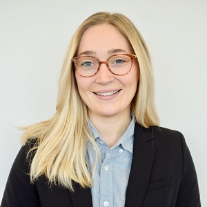 Deanna Burch Marshall headshot